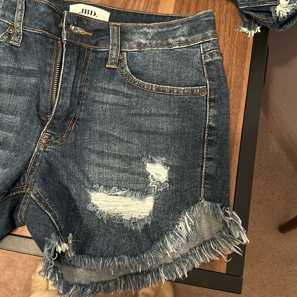 Jean Shorts - Picture 3 of 6